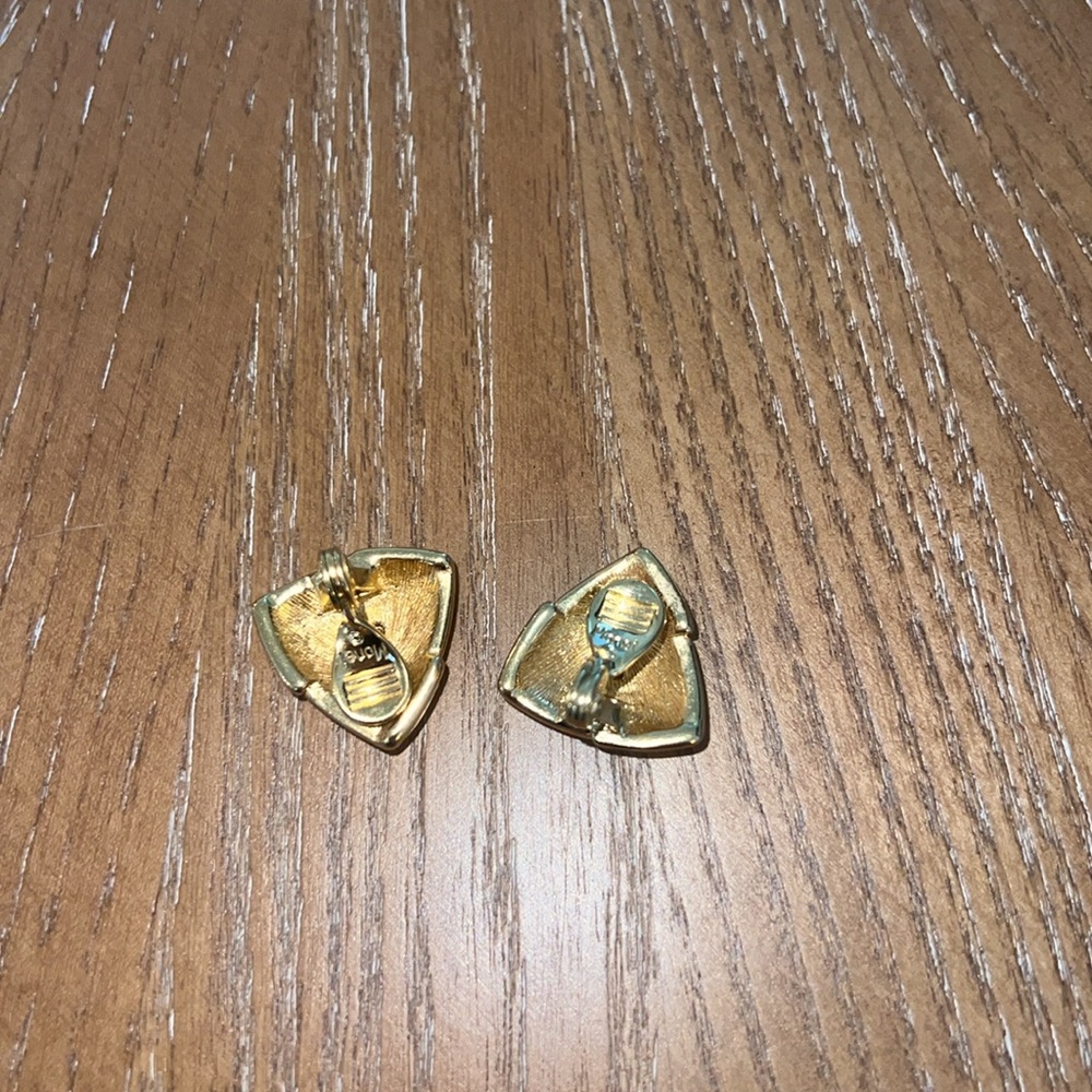 Vintage Monet Clip On Earrings - Picture 4 of 6